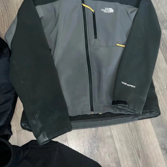 TWO Men’s TNF jackets - Picture 2 of 3